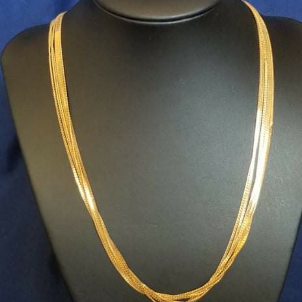 Multi strand stunning necklace